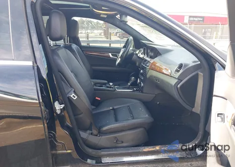 2014 Mercedes-Benz C 250 Sport from USA, damaged, VIN WDDGF4HB1EG220441